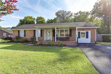 1204 Willowbrook Dr Suffolk, VA 23434