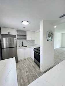 2929 Point East Dr #A206 Aventura, FL 33160