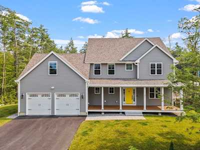 51 Lorden Rd New Boston, NH 03070
