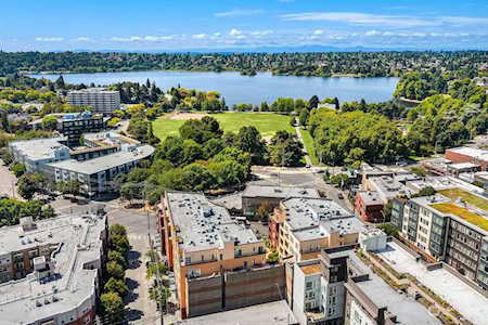 410 NE 70th St #306 Seattle, WA 98115