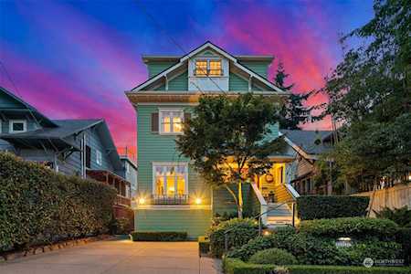 2029 10th Ave E Seattle, WA 98102