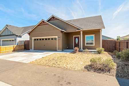 832 Nicholas Lee Dr Medford, OR 97504