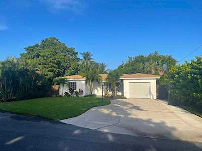 303 Venice Dr Boynton Beach, FL 33426