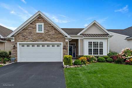 3865 Valhalla Dr Elgin, IL 60124