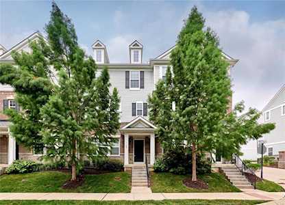 1109 E Linden Ave St Louis, MO 63117