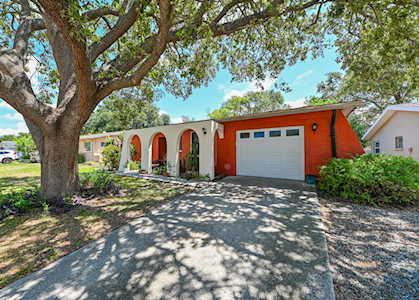 212 Morgan Ct Palm Harbor, FL 34684