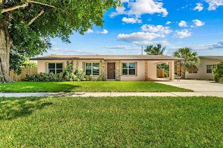 525 Ibis Drive Delray Beach, FL 33444