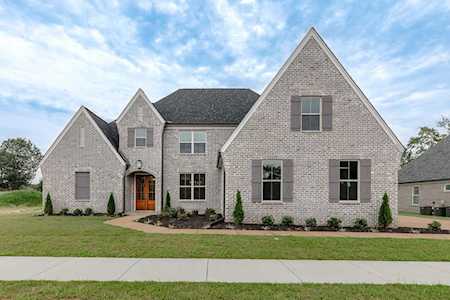 10322 Gray Heron Ln Lakeland, TN 38002