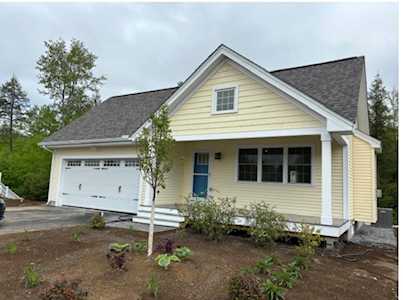 96 Three Ponds Dr #96 Brentwood, NH 03833