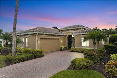 18221 Parkside Greens Dr Fort Myers, FL 33908