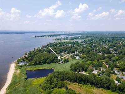 150 Alfred Drown Rd Barrington, RI 02806