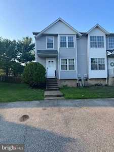 111 Britain Ct Newark, DE 19702