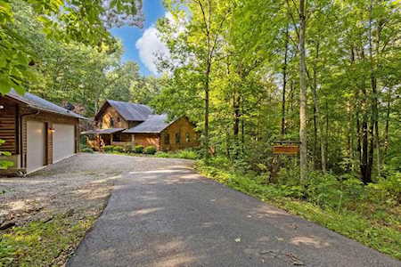 11288 Gore Greendale Road Logan, OH 43138