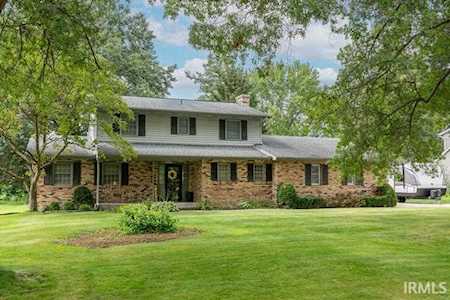 15357 Whispering Oak Drive Mishawaka, IN 46544