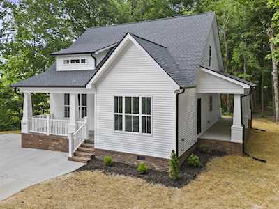 8909 Cedar Grove Rd Cross Plains, TN 37049