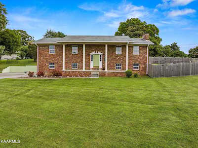 1611 El Prado Dr Knoxville, TN 37922