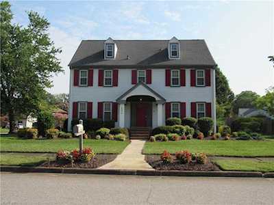 4824 Admiration Dr Virginia Beach, VA 23464