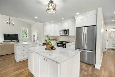 5595 Greenwich Street Worthington, OH 43085