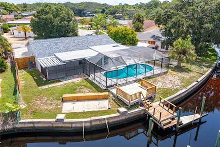 1041 Rushmore Dr Holiday, FL 34690