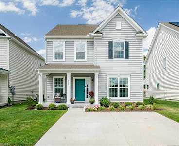 238 Goldenstar Ln Portsmouth, VA 23701