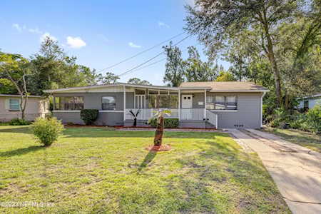 2411 Patsy Anne DR Jacksonville, FL 32207