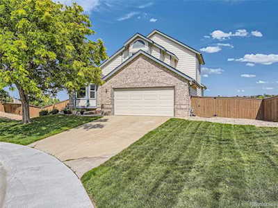 9851 Sterling Dr Highlands Ranch, CO 80126