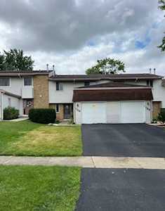 129 Pamela Dr #129 Bolingbrook, IL 60440