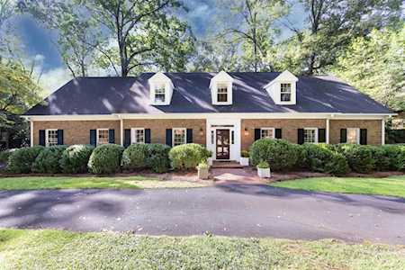 2411 Lemon Tree Ln Charlotte, NC 28211