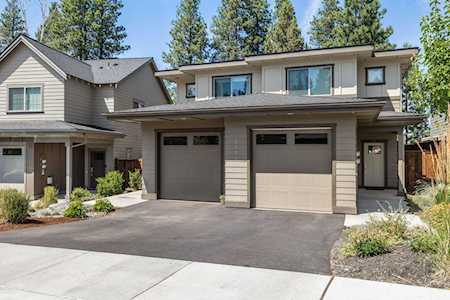 20138 Flowing Water Way Bend, OR 97702
