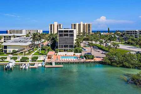 225 Beach Road #401 Tequesta, FL 33469