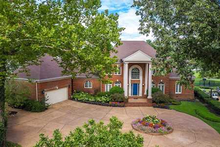 8596 The Island At Southwind Dr Memphis, TN 38125