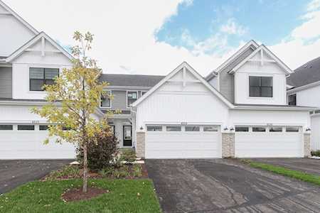 4254 Chelsea Manor Circle Aurora, IL 60504
