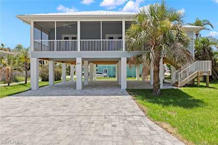 431 Lazy Way Fort Myers Beach, FL 33931