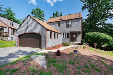 5 Kipford Way Nashua, NH 03063