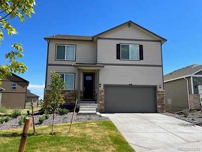 801 Ledge St Lochbuie, CO 80603