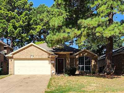 536 Cross Ridge Circle N Fort Worth, TX 76120