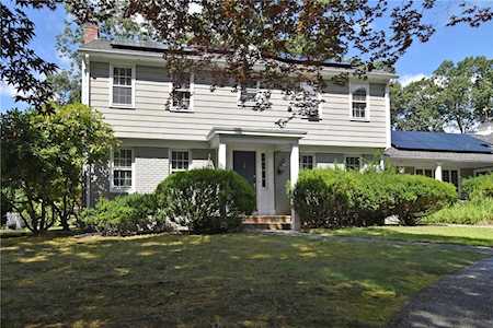 155 Hedgerow Dr Warwick, RI 02886