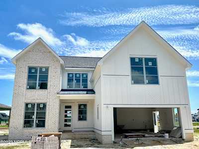 8246 Winding Creek Circle Wilmington, NC 28411
