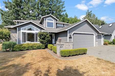 102 Stone Ridge Dr Snohomish, WA 98290