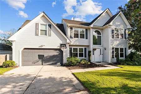 303 Carriage Ct Suffolk, VA 23434