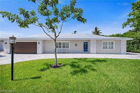 535 Prather Dr Fort Myers, FL 33919
