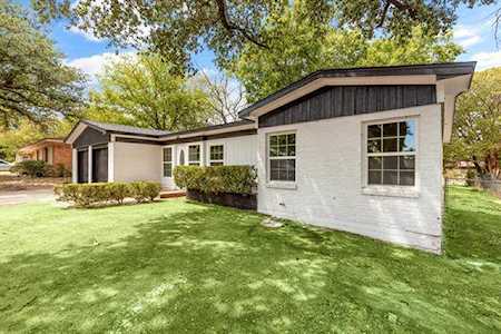 6225 Kentwood Place Fort Worth, TX 76112