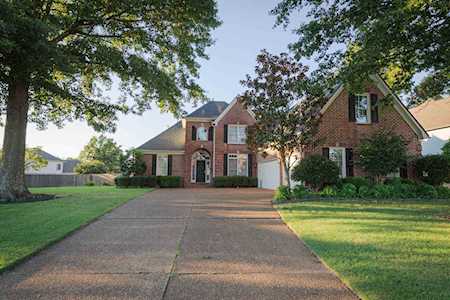 544 Tribal Woods Cv Collierville, TN 38017
