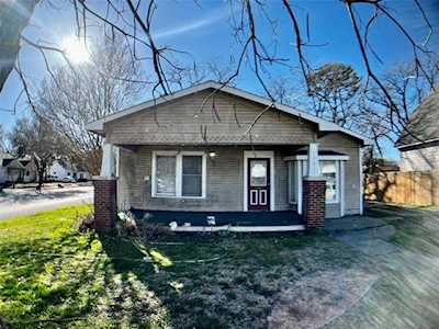 1301 N Sylvania Avenue Fort Worth, TX 76111