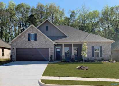 144 Midpark Drive Meridianville, AL 35759