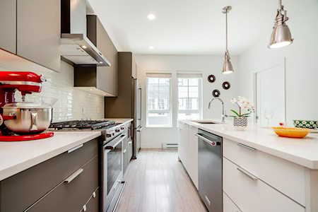 2129 Clarke Street Port Moody, BC V3H 0J5