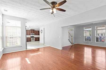 2537 Queens Point Dr Suffolk, VA 23434