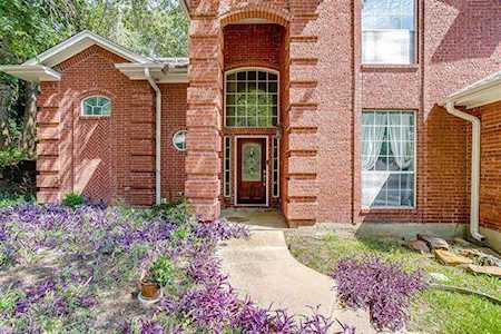 2612 Pin Oak Lane Arlington, TX 76012
