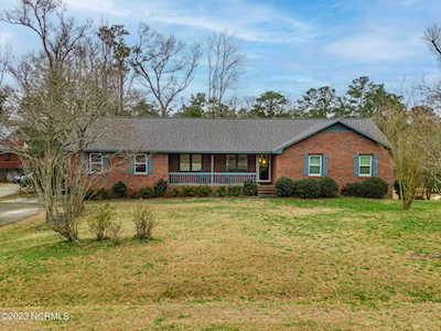 328 Bayshore Dr Wilmington, NC 28411