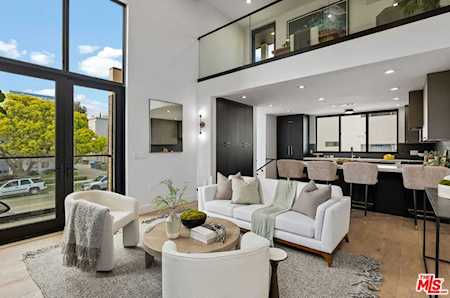 1216 1/2 Arizona Ave Santa Monica, CA 90404
